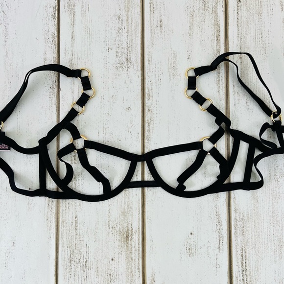 Large Victoria’s Secret Very Sexy Unlined Strappy Stretchy Balconette Bra - Picture 9 of 12